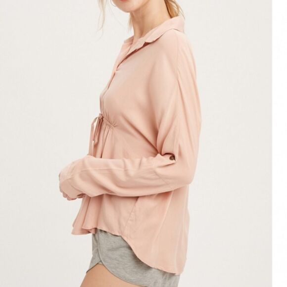 Listicle Women's White Front Ruched Blouse, Size M, NWT - Picture 6 of 11